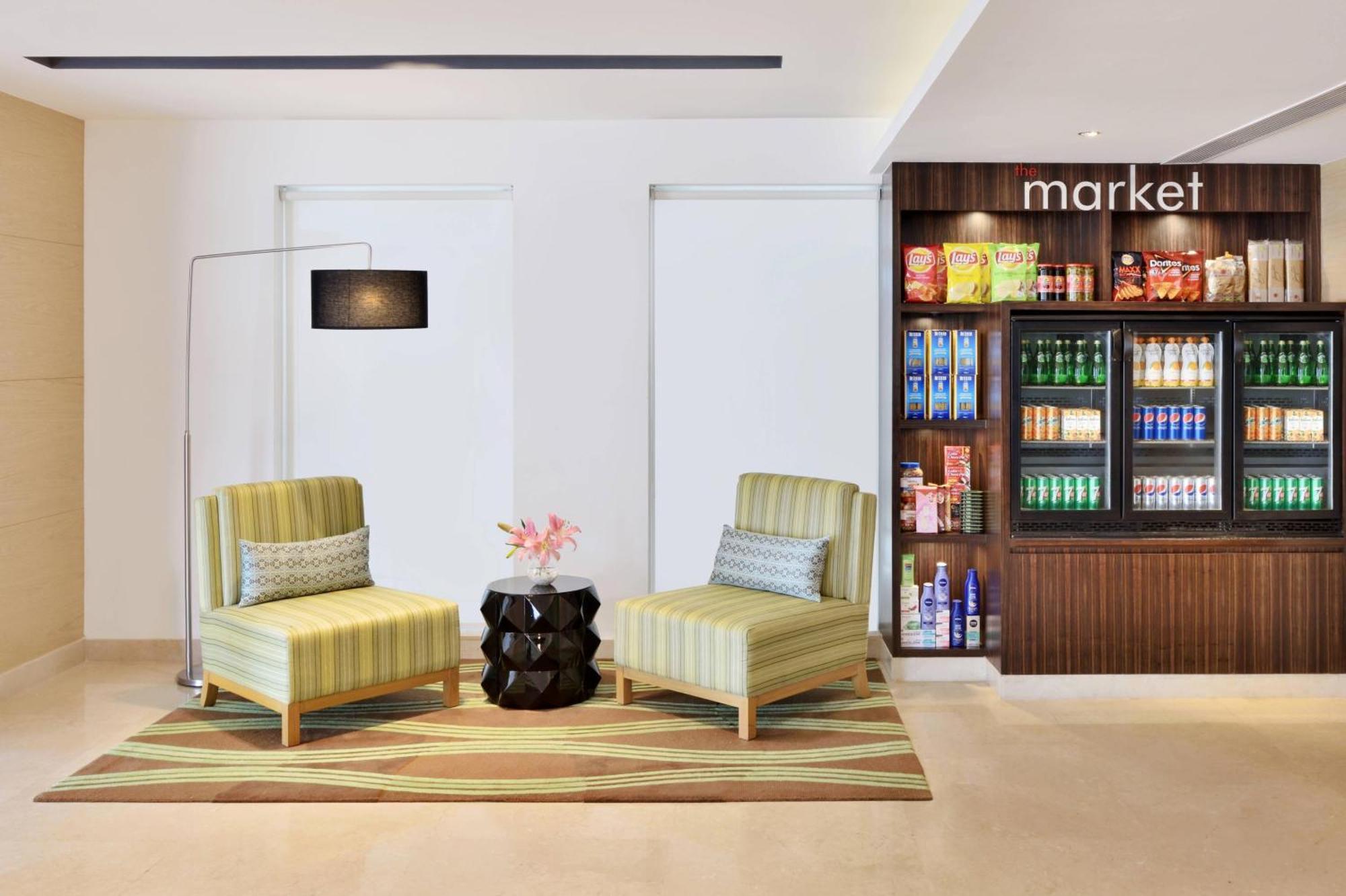 Fairfield By Marriott Chennai Omr Hotell Exteriör bild