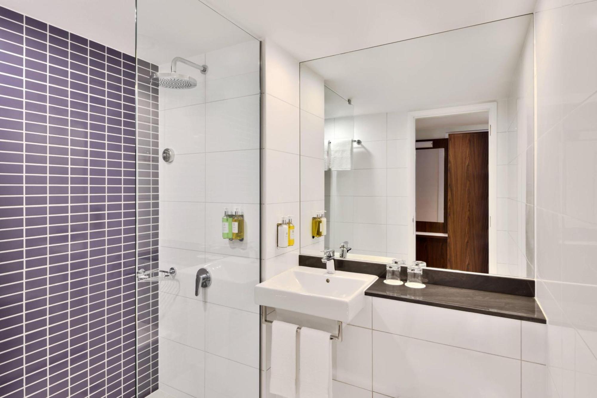 Fairfield By Marriott Chennai Omr Hotell Exteriör bild